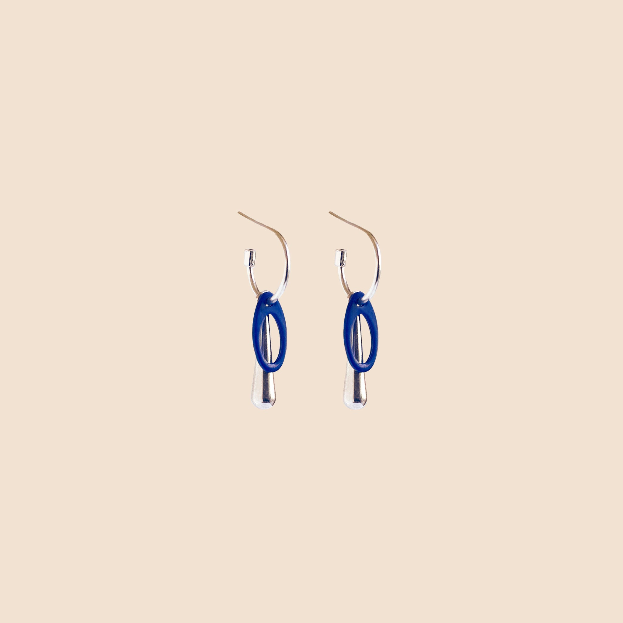 M&M SLIM EARRINGS-SILVER/BLUE